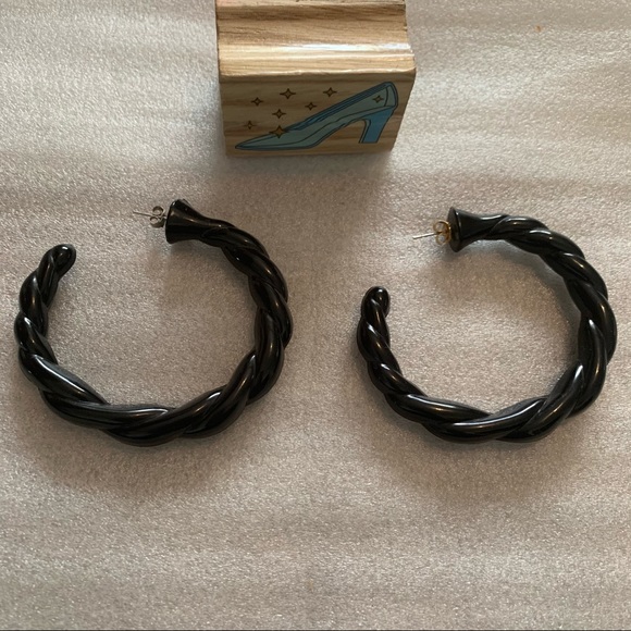 Vintage Boho Chucky Twist Plastic Pave Hoop Earrings - Picture 7 of 9